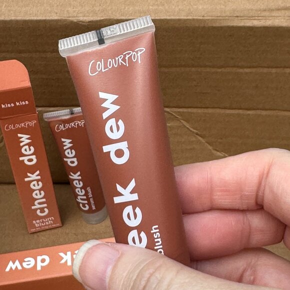 ColourPop Cheek Dew Serum Blush in Kiss Kiss - Picture 2 of 8